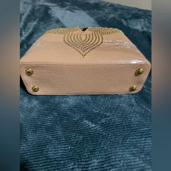 Louis Vuitton BB Capucine Microchipped - Picture 5 of 5